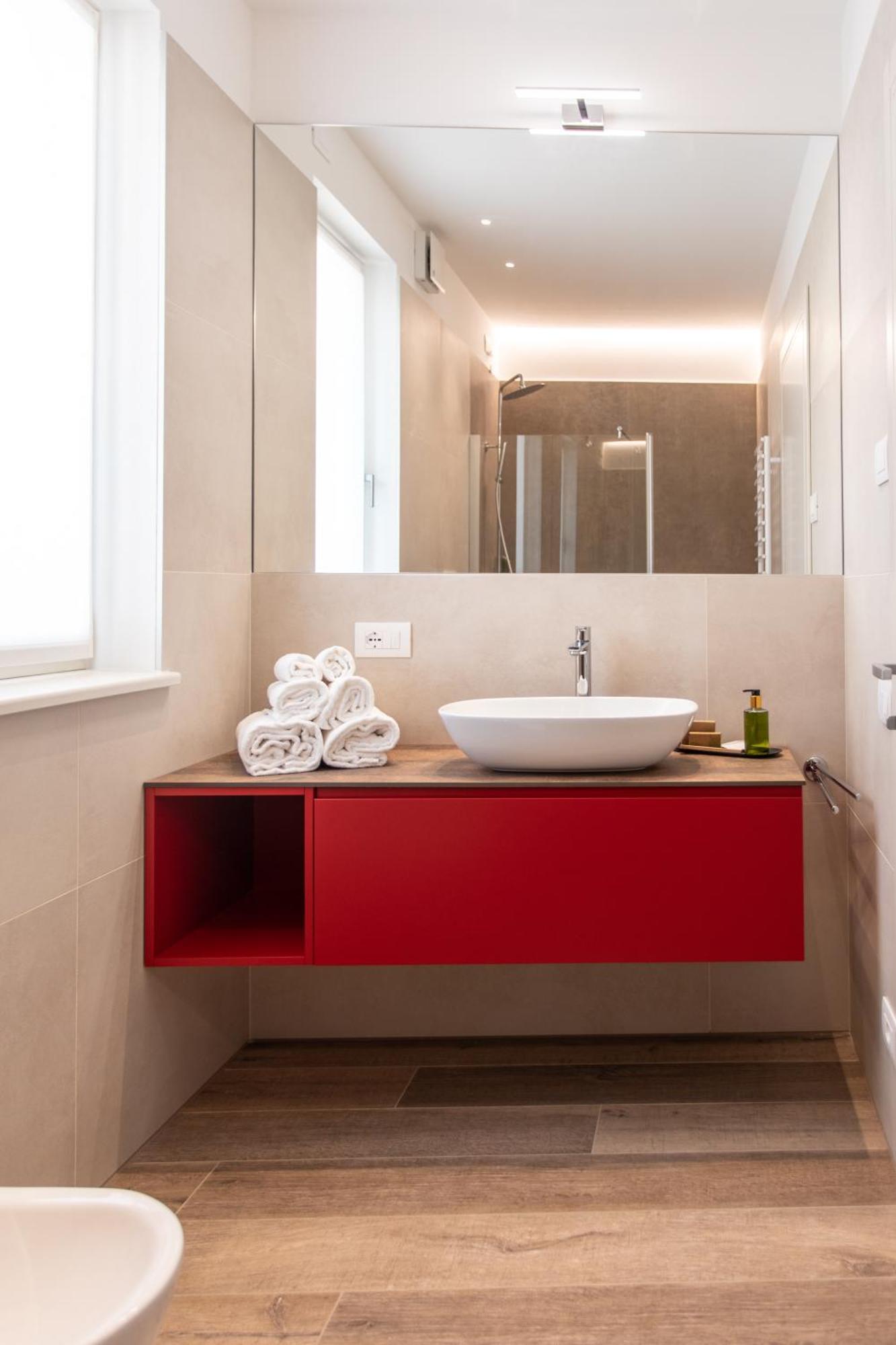 لاتيزي Re Ottone Rooms المظهر الخارجي الصورة