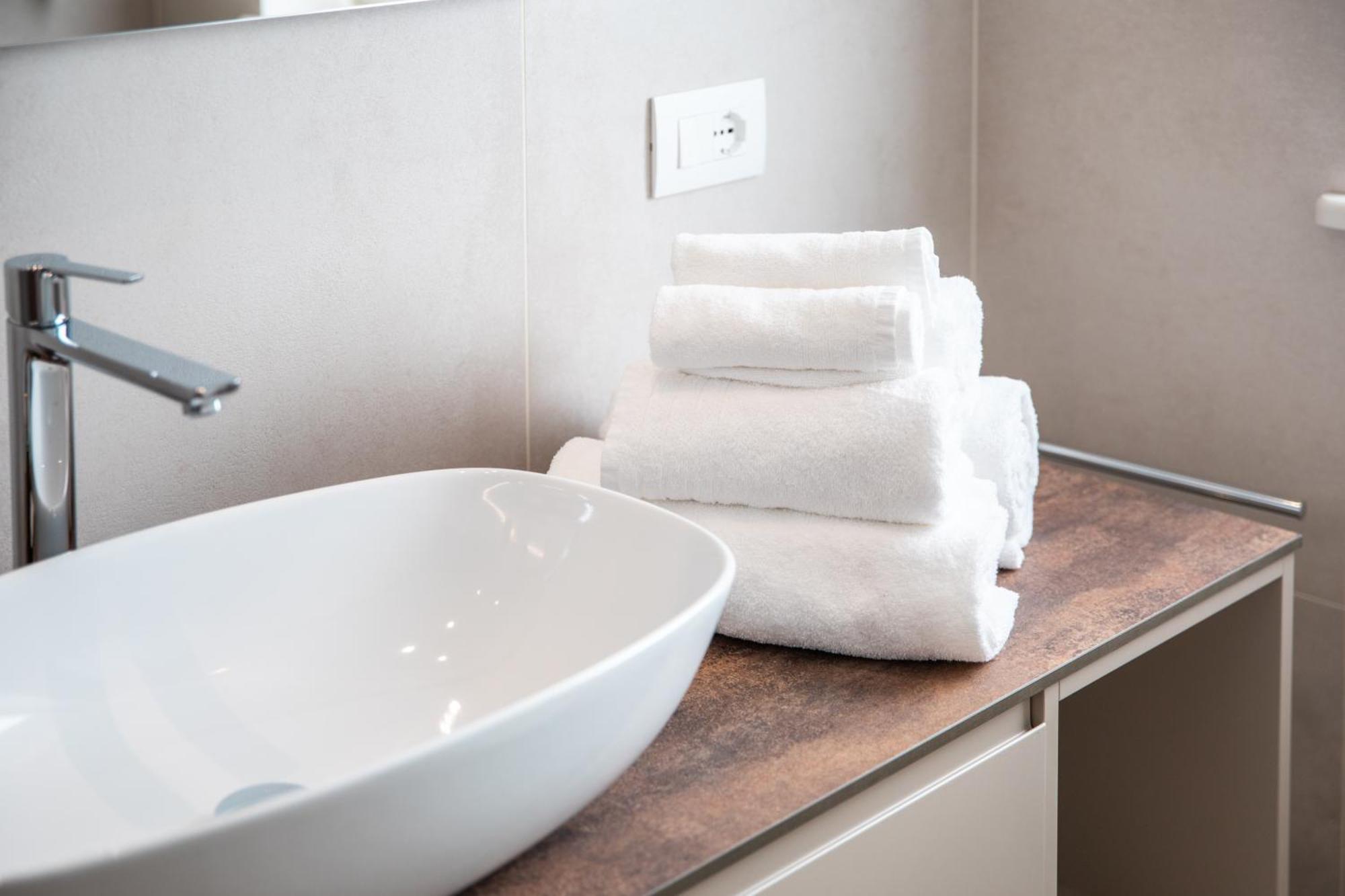 لاتيزي Re Ottone Rooms المظهر الخارجي الصورة